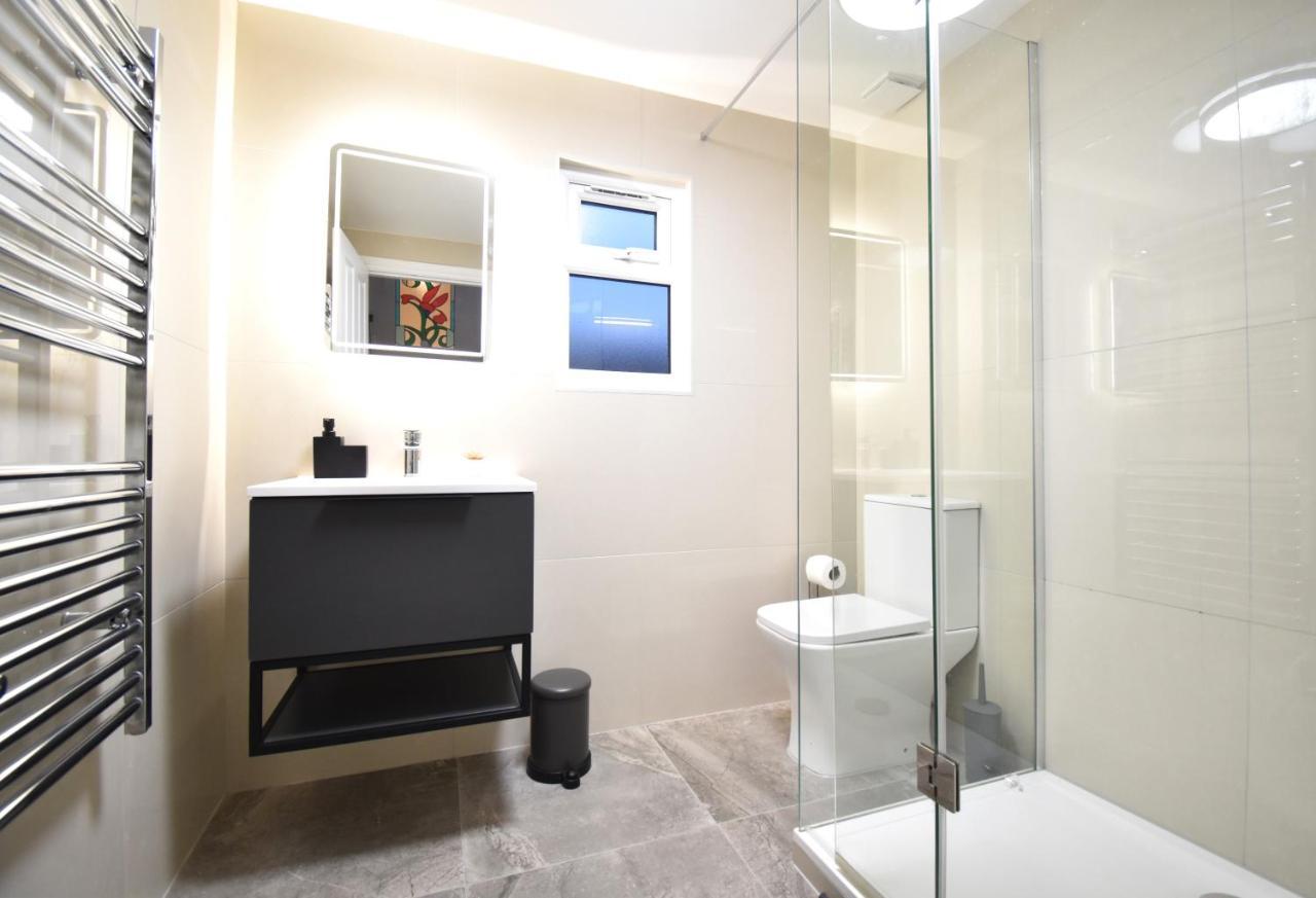 Stunning 3 Bed Apartment Londen Buitenkant foto