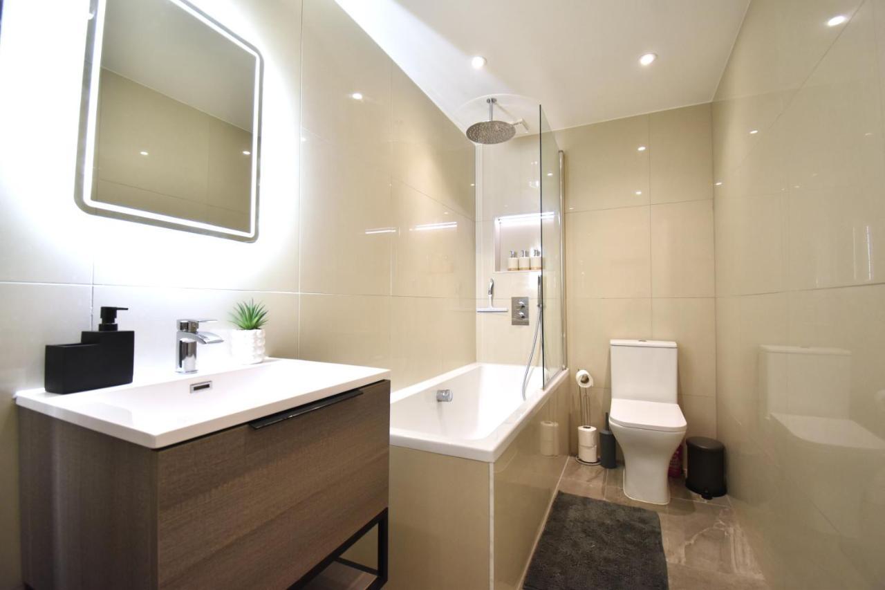 Stunning 3 Bed Apartment Londen Buitenkant foto